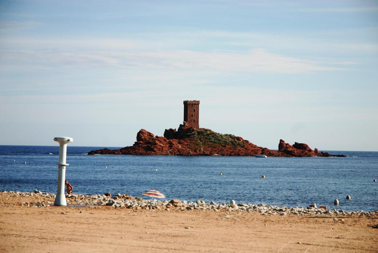 Agay Cap Esterel Le Hameau F2 Clim Plein Sud Dernier Etage Magnifique Vue Mer Saint-Raphael  Ngoại thất bức ảnh