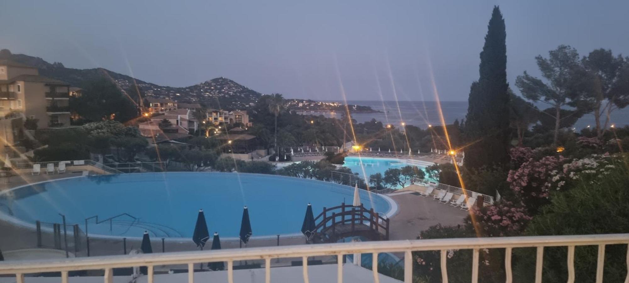 Agay Cap Esterel Le Hameau F2 Clim Plein Sud Dernier Etage Magnifique Vue Mer Saint-Raphael  Ngoại thất bức ảnh
