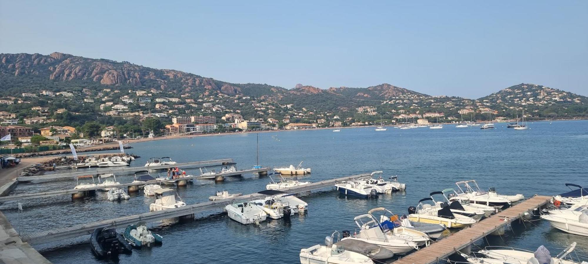 Agay Cap Esterel Le Hameau F2 Clim Plein Sud Dernier Etage Magnifique Vue Mer Saint-Raphael  Ngoại thất bức ảnh