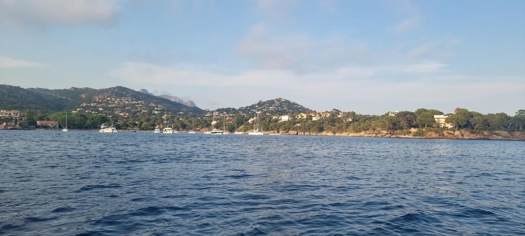 Agay Cap Esterel Le Hameau F2 Clim Plein Sud Dernier Etage Magnifique Vue Mer Saint-Raphael  Ngoại thất bức ảnh
