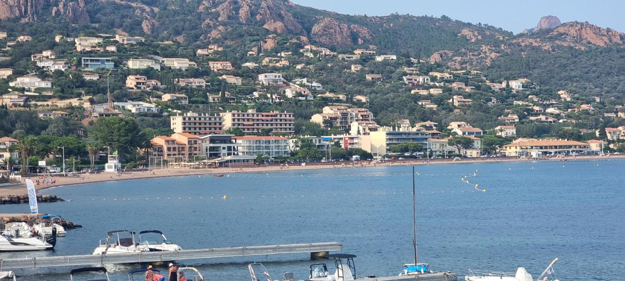 Agay Cap Esterel Le Hameau F2 Clim Plein Sud Dernier Etage Magnifique Vue Mer Saint-Raphael  Ngoại thất bức ảnh