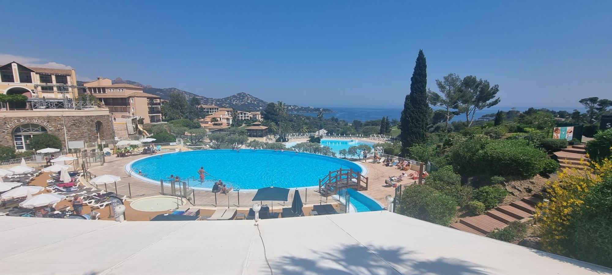 Agay Cap Esterel Le Hameau F2 Clim Plein Sud Dernier Etage Magnifique Vue Mer Saint-Raphael  Ngoại thất bức ảnh