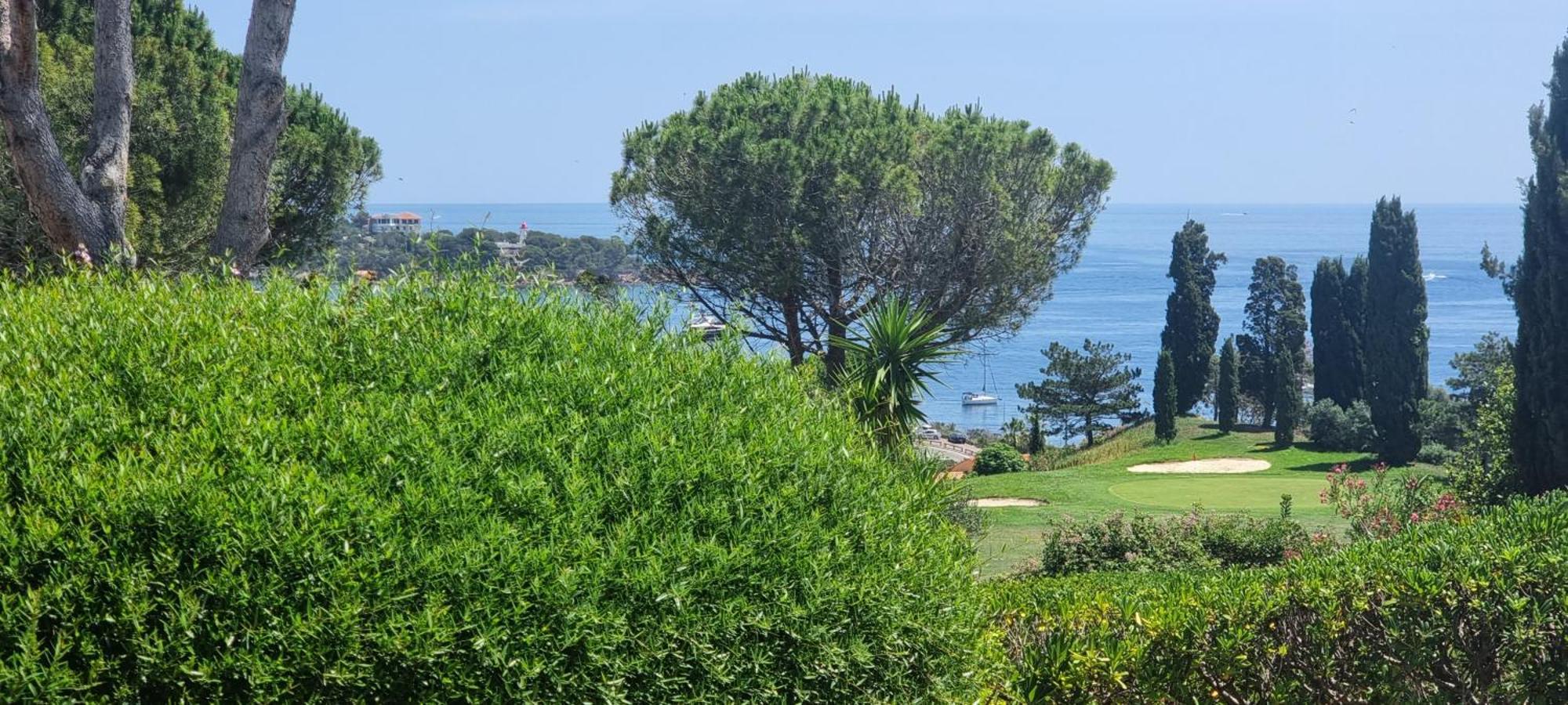 Agay Cap Esterel Le Hameau F2 Clim Plein Sud Dernier Etage Magnifique Vue Mer Saint-Raphael  Ngoại thất bức ảnh